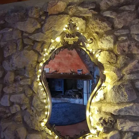 Casa De La Bruja, Hansel Y Grettel * Corachar